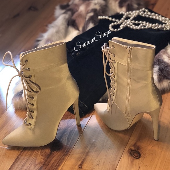 Olivia & Jaymes Shoes - 🚨SALE🚨Olivia & Jaymes Lycra/Satin Taupe Booties